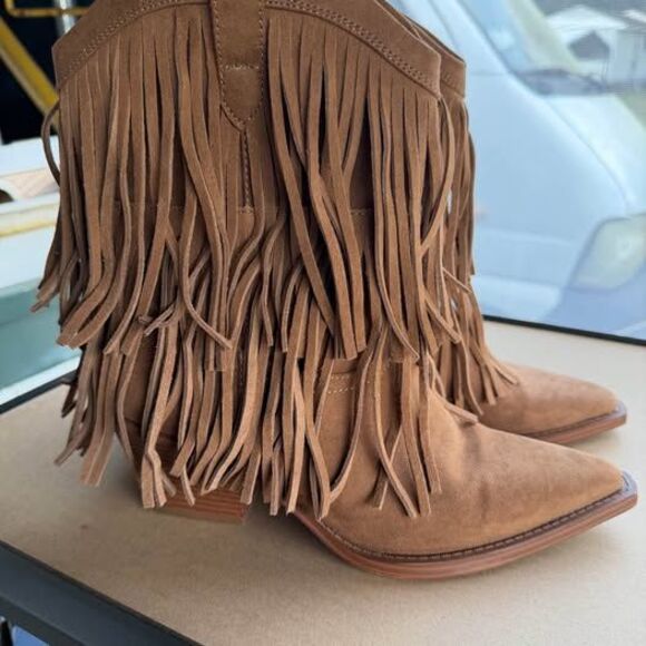 Shoes - Brown Fringe Western Cowboy Boots